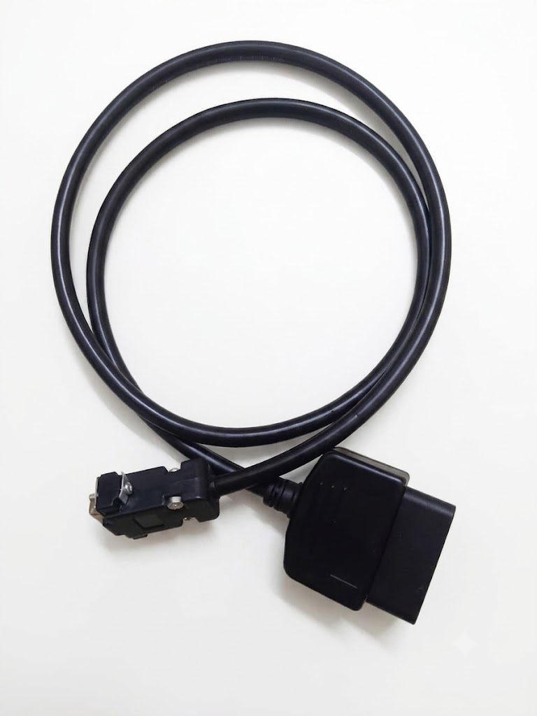 DynoSure OBD to DB9 Converter